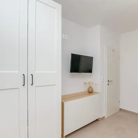 Apartament And Kapulica